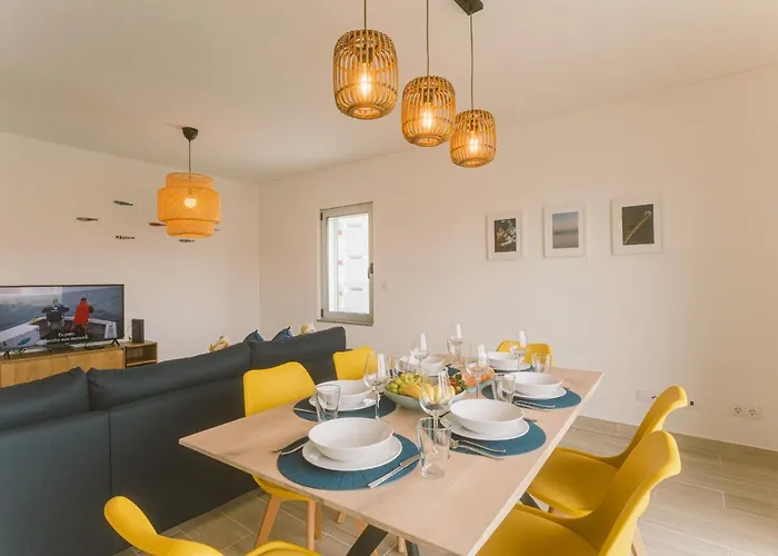 25 - Seaside Retreat