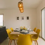 25 - Seaside Retreat