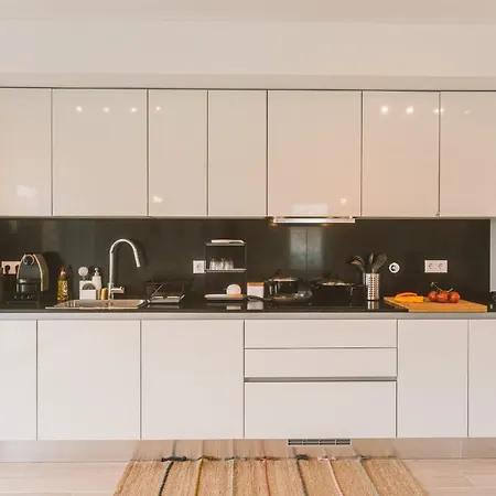 25 - Seaside Retreat *