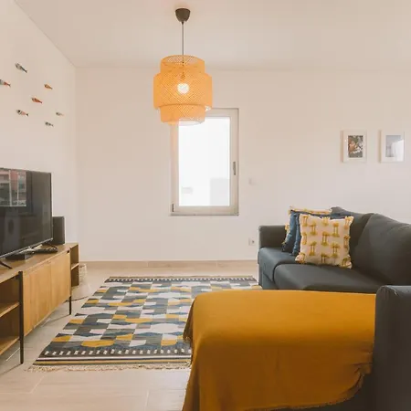 25 - Seaside Retreat Peniche