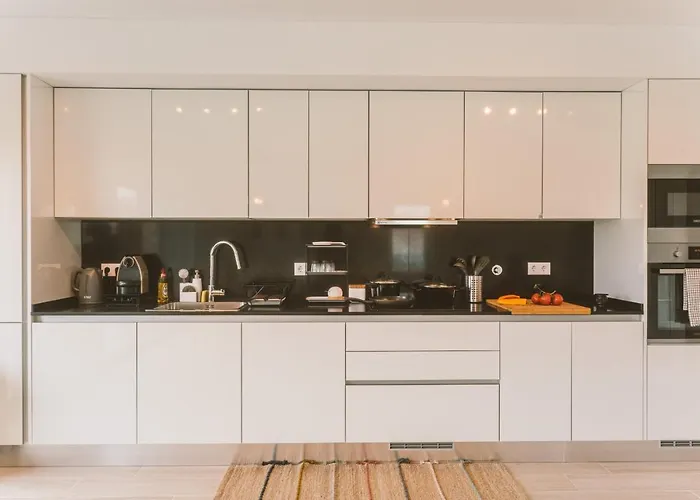 25 - Seaside Retreat *